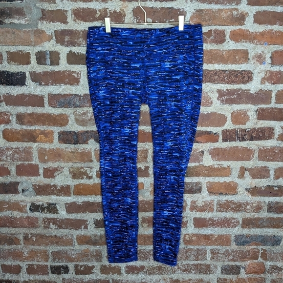 32 Degrees Cool Large Blue & Black Exercise Workout‎ Leggings - Picture 1 of 7
